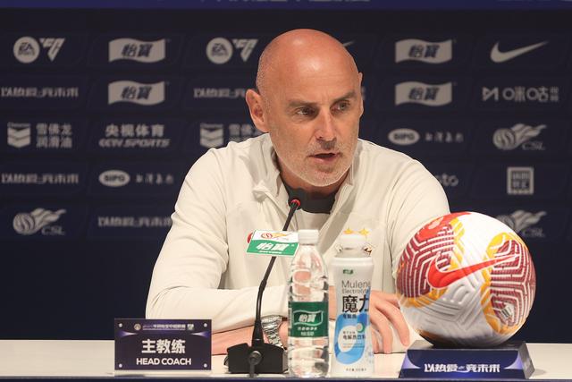 我们与其他 我们与其他