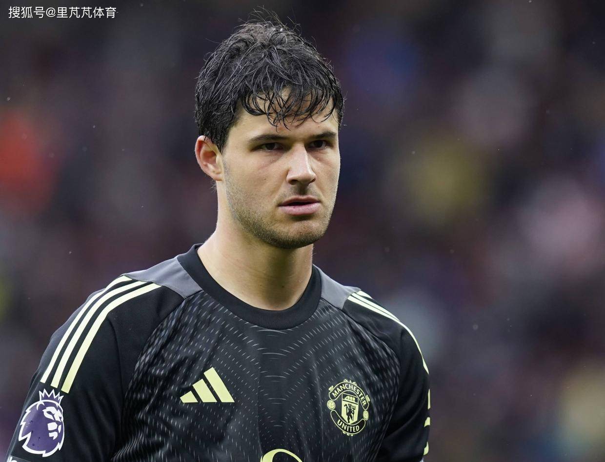 本赛季出色, 每日邮报