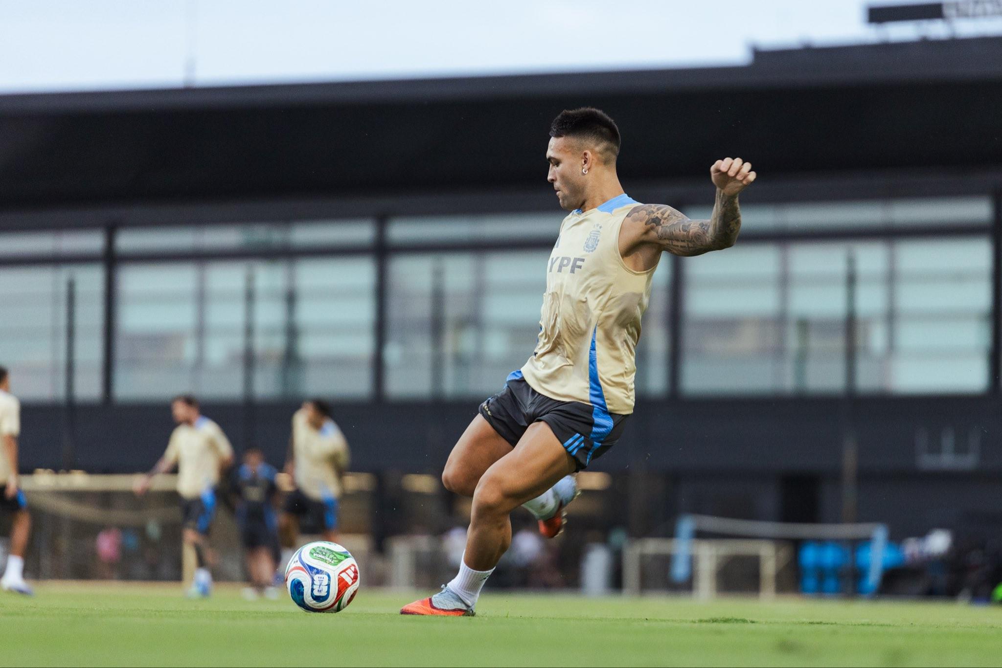 梅西入选了, jpg